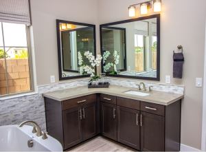 Custom mirror manufacturer in Westmont Illinois