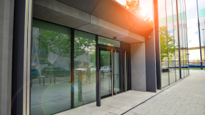 Commercial Glass Replacement Contractor in Tinley Park, Illinois